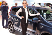 Fetele de la Geneva Motor Show 2012