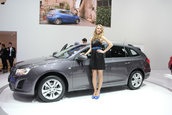 Fetele de la Geneva Motor Show 2012