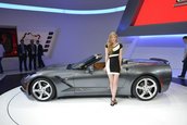 Fetele de la Geneva Motor Show 2013