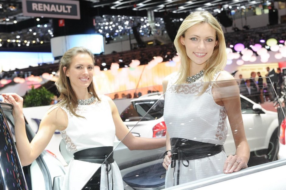 Fetele de la Geneva Motor Show 2014