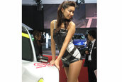 Fetele de la Tokyo Motor Show 2009