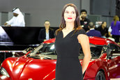 Fetele Salonului Auto International de la Dubai 2015