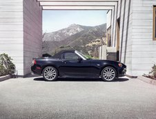 Fiat 124 Spider vs Mazda MX-5