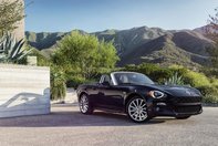Fiat 124 Spider vs Mazda MX-5