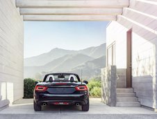 Fiat 124 Spider vs Mazda MX-5