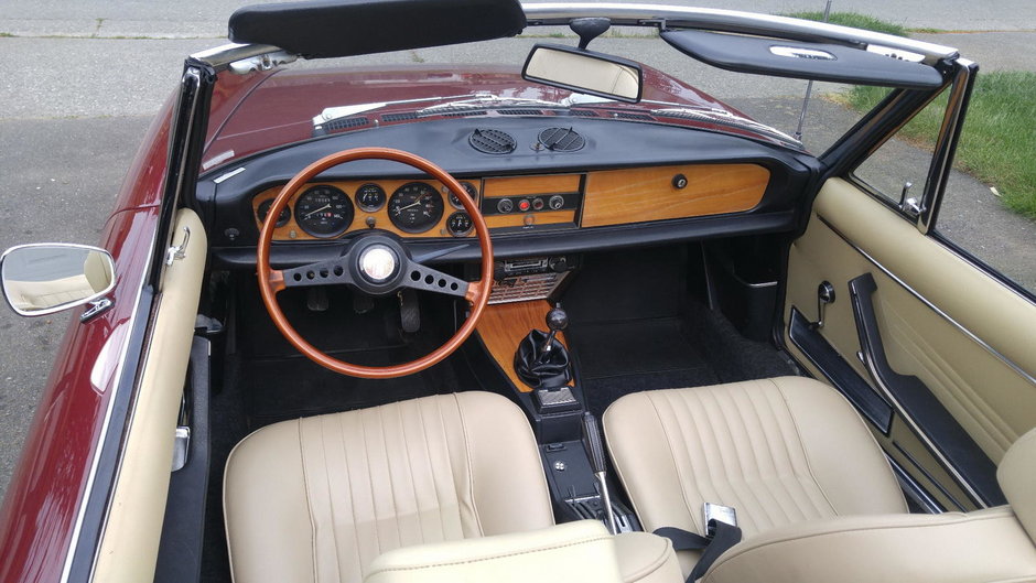 Fiat 124 Sport Spider de vanzare