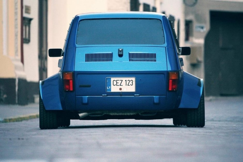 Fiat 126p cu motor VTEC turbo