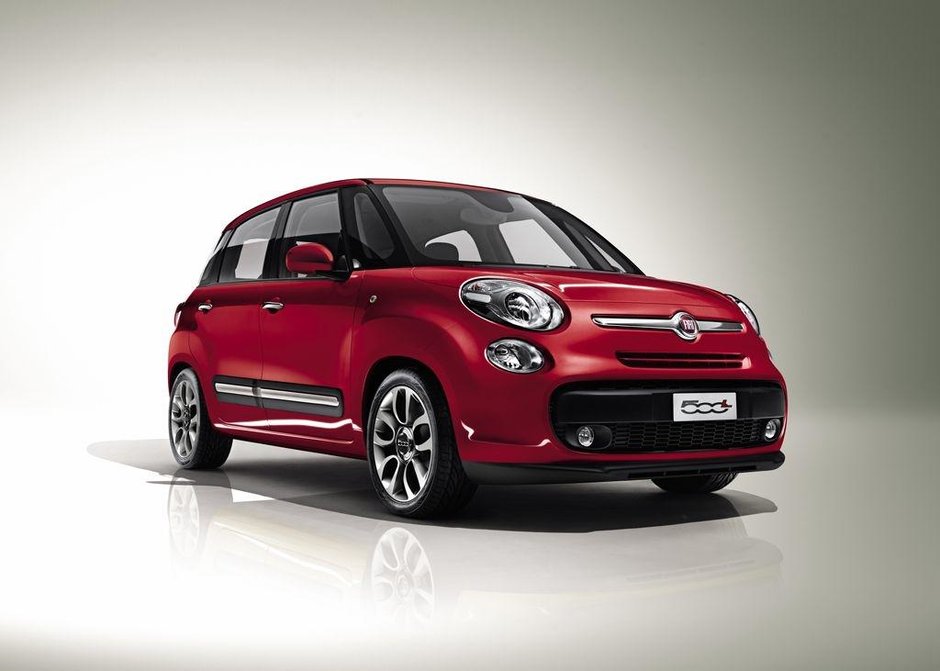 Fiat 500L - prima reclama oficiala