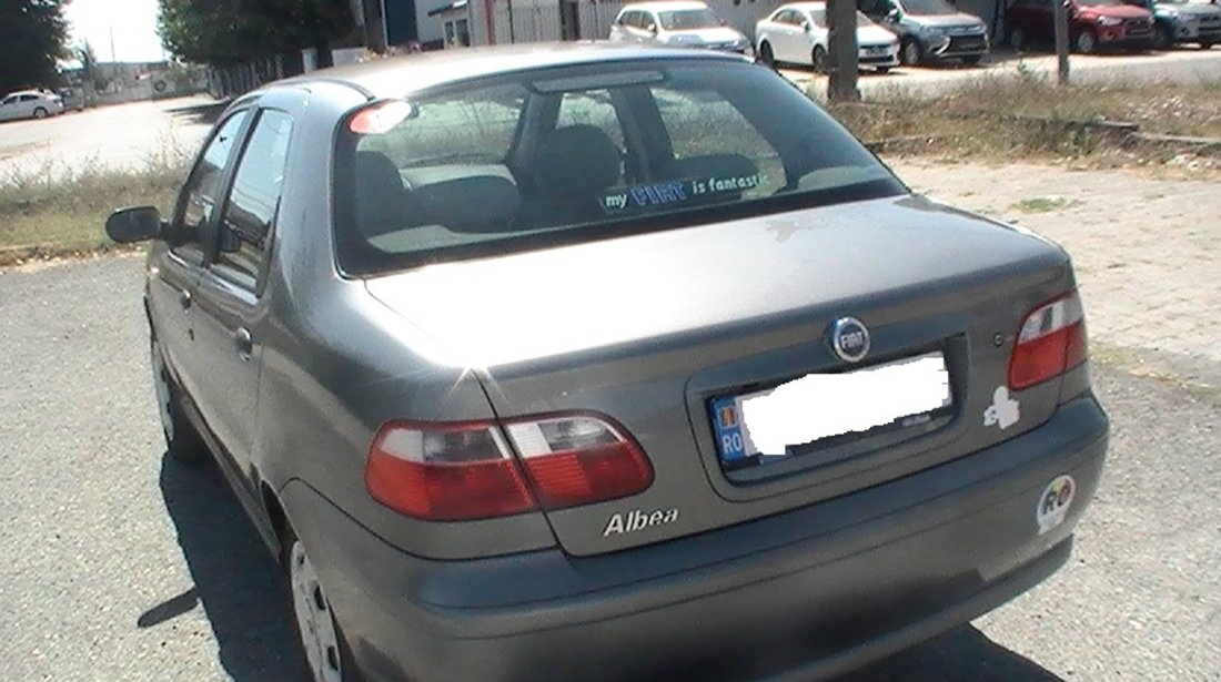 Fiat Albea cu injectie. 2006