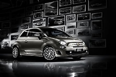 Fiat lanseaza 500 Abarth "DA 0 A 100" Fiat lanseaza 500 Abarth "DA 0 A 100"