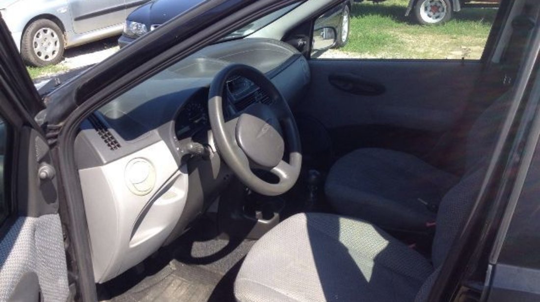 Fiat Punto 1.2i Clima 2000