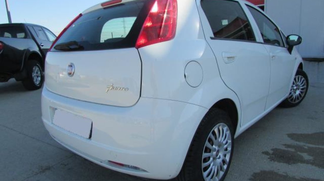 Fiat Punto Grande My Life 1.2 MPI 69 CP Actual Start&Stop 2012