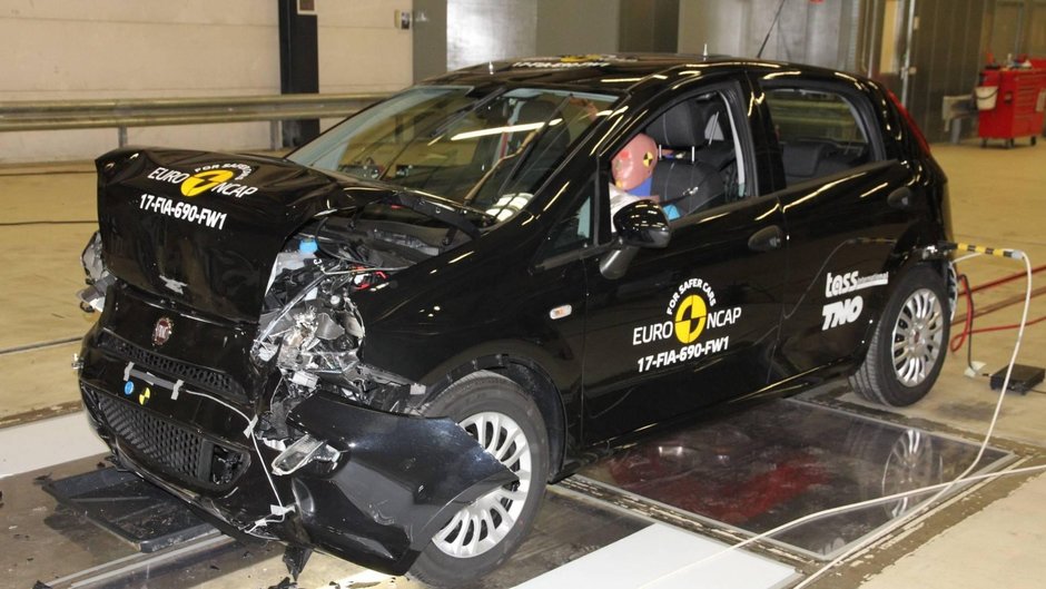 Fiat Punto la Euro NCAP