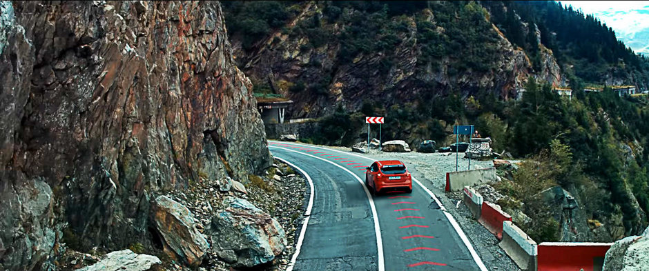 Fii doar iute, nu furios: intrece-te cu Titi Aur pe Transfagarasan Fii doar iute, nu furios: intrece-te cu Titi Aur pe Transfagarasan