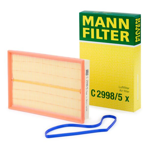 Filtru Aer Mann Filter Skoda Octavia 2 2004-2013 C2998/5X