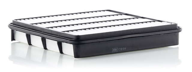 Filtru Aer Mann-filter Toyota C 32 014