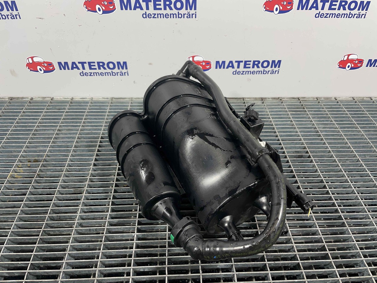 FILTRU CARBON BMW SERIA 3 F 30 2.0 HYBRI