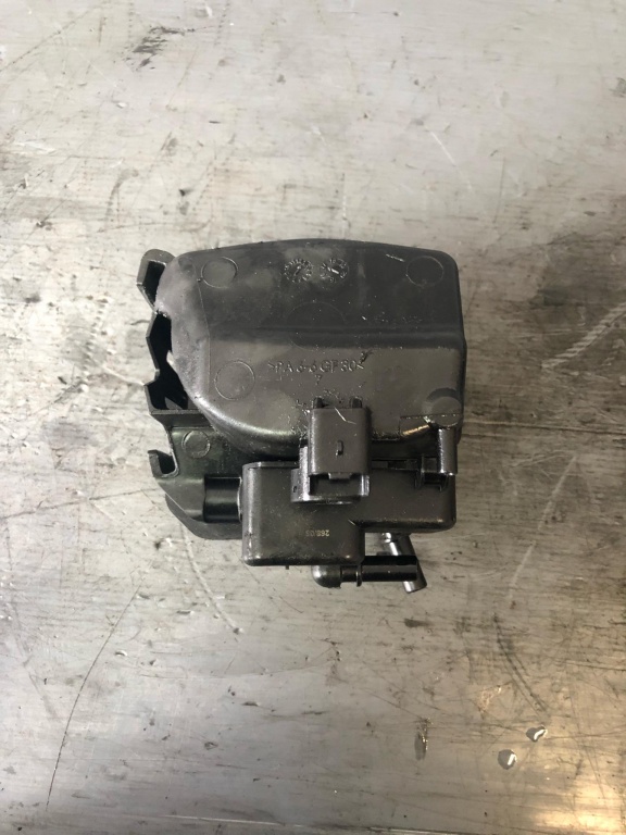 Filtru combustibil 1.6 tdci g8da ford focus c-max focus 2 9305108c