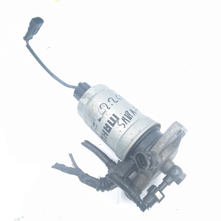 Filtru Combustibil Hyundai Santa Fe 2 (Cm) 2005 > 2.2 Crdi D4Eb Motorina Dhf2400010, Dhf24-00010, Kc101 Mahle