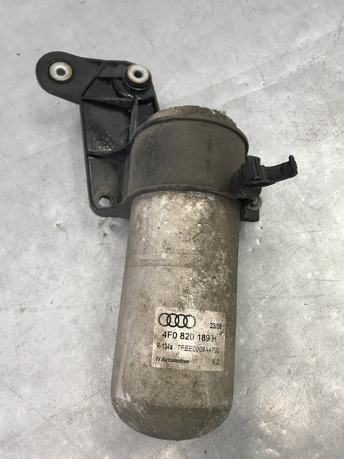 Filtru deshidrator Audi A6 C6 Facelift sedan 2010 (4F0820189H)
