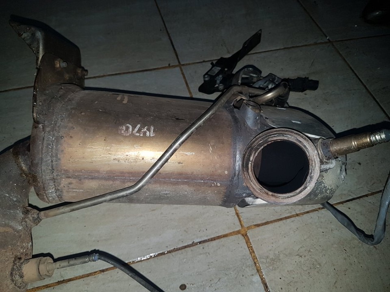 Filtru particule (dpf) 5n0131765a audi tt 2.0 tdi cbbb 170 cai