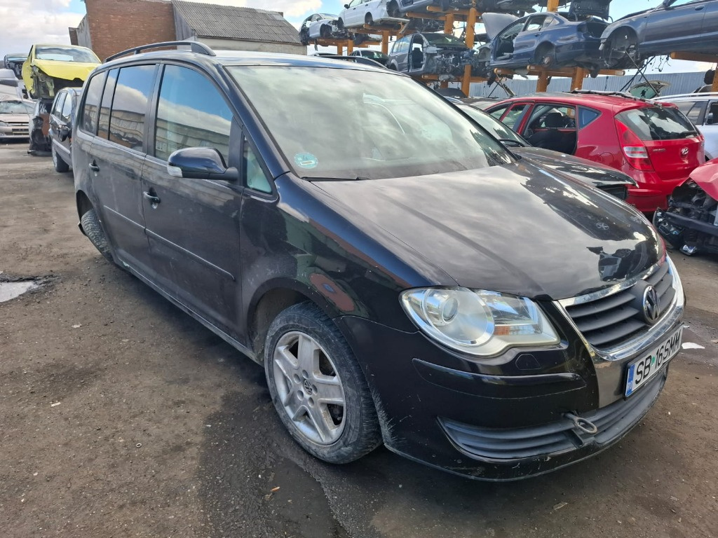 Filtru particule Volkswagen Touran 2007 monovolum 1.9 tdi BLS