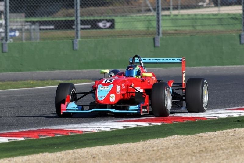 Final de sezon in Formula 3 Italiana si pentru Robert Visoiu Final de sezon in Formula 3 Italiana si pentru Robert Visoiu