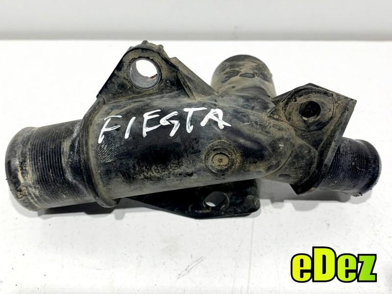 Flansa apa / distribuitor apa Citroen C4 (2009->) [B7] 1.6 tdci T3DA 9671124980