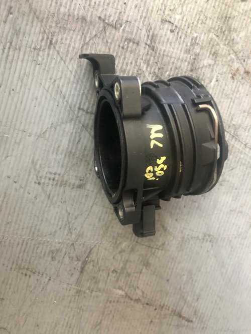 Flansa clapeta acceleratie 3.0 d mercedes m-class ml 350 4matic w164 2008-2012 83722-51k70