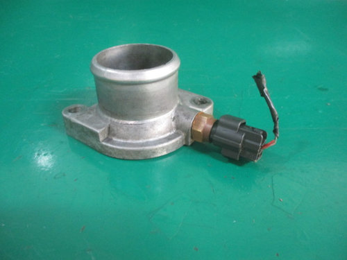 FLANSA CU SENZOR TEMPERATURA AER ADMISIE MITSUBISHI PAJERO SHOGUN III FAB. 1999 – 2007 ⭐⭐⭐...