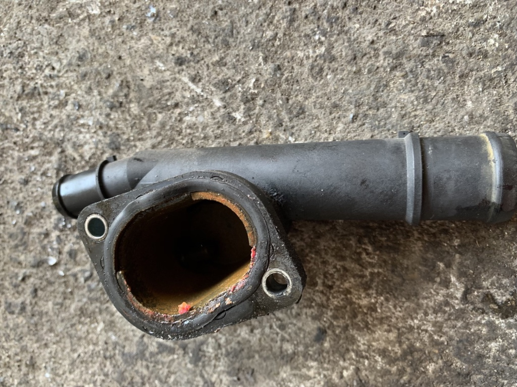 Flansa lichid racire Volkswagen Jetta 5 [2005 - 2011] Sedan 4-usi 2.0 TDI MT (140 hp) (1K2)