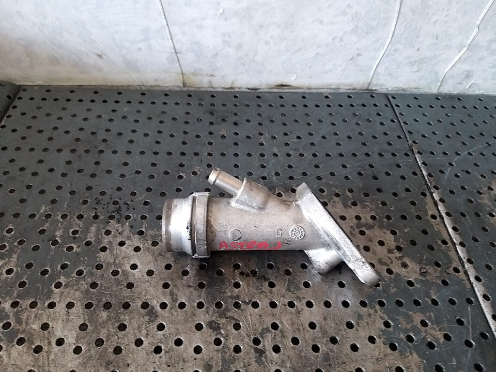 Flansa teava conducta apa 1.6 cdti opel astra j