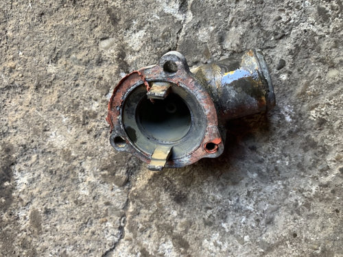 Flansa termostat Alfa Romeo 156 932 [1997 - 2007] Sedan 2.5 MT (190 hp) V6