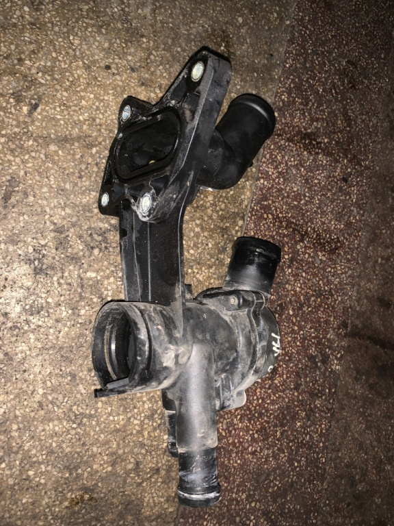 Flansa termostat Volkswagen VW Polo 4 9N [2001 - 2005] Hatchback 5-usi 1.2 MT (64 hp) (9N_)