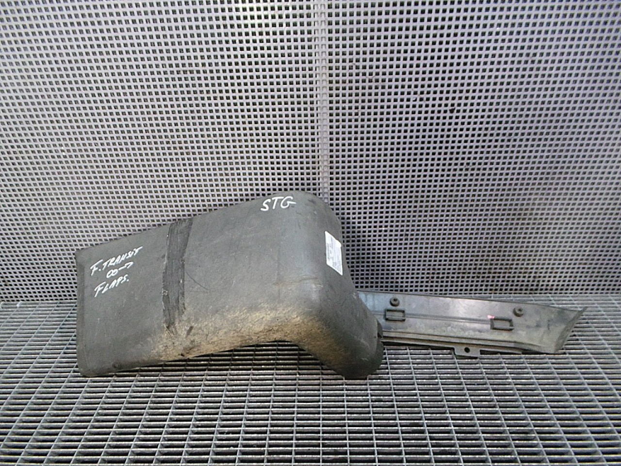FLAPS FORD TRANSIT CONNECT - - (2002 2009)