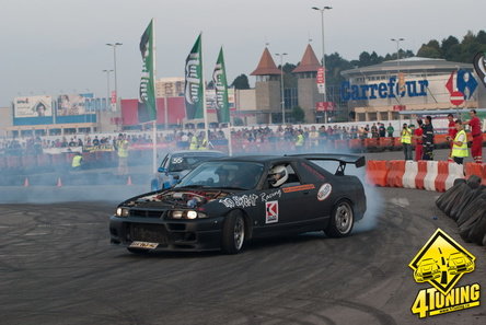 Florin Cozmuta si Nissan Skyline R33