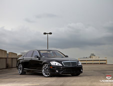 Flying Low: Mercedes S65 AMG & Vossen VF051