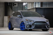 Focus RS cu jante de 7.000 dolari