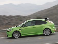 Focus RS vs Megane RS