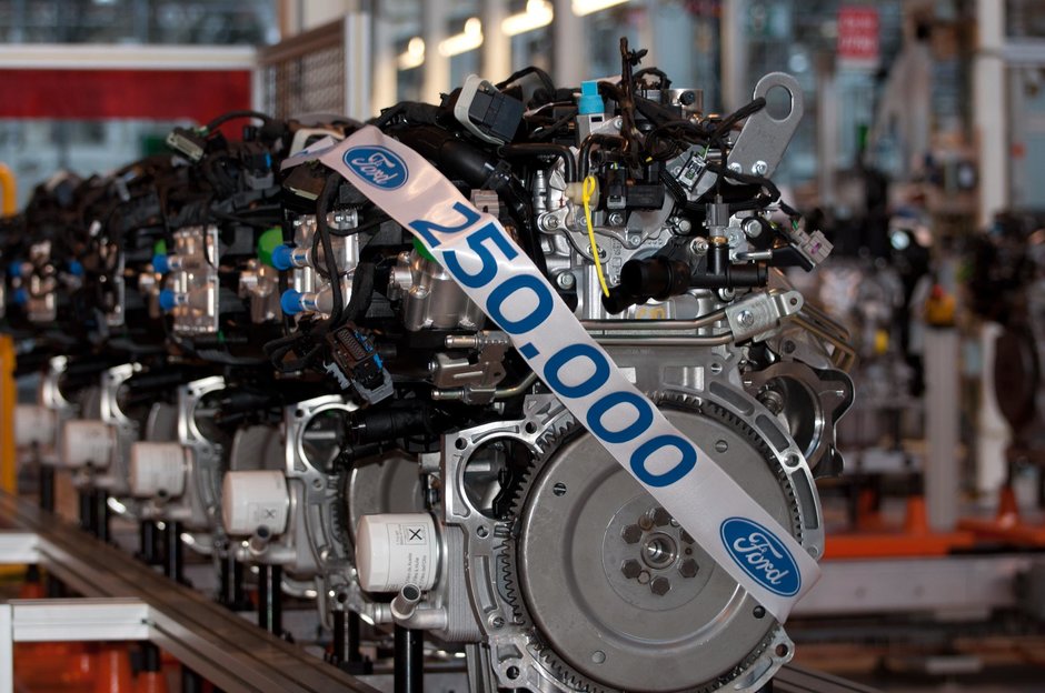 Ford a construit motorul cu numarul 250.000 la Craiova Ford a construit motorul cu numarul 250.000 la Craiova