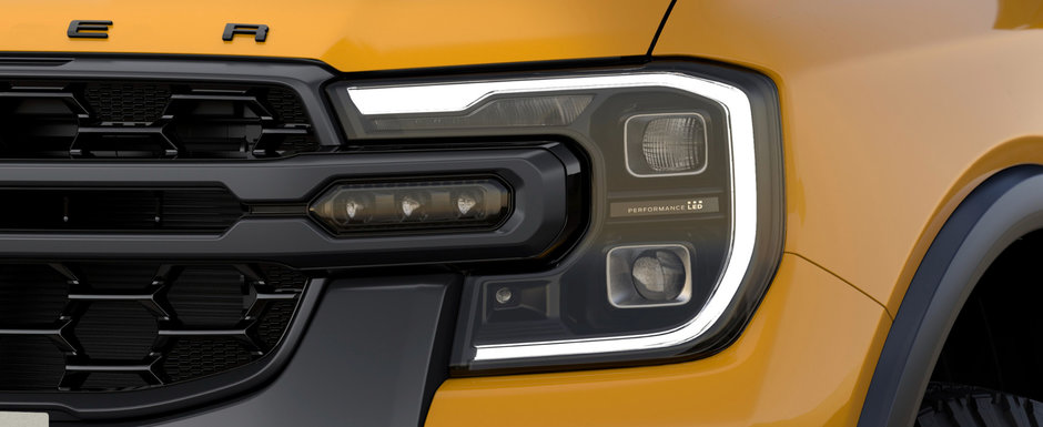 Ford a lansat masina asteptata de toata lumea: are un motor bi-turbodiesel si doua display-uri color Ford a lansat masina asteptata de toata lumea: are un motor bi-turbodiesel si doua display-uri color