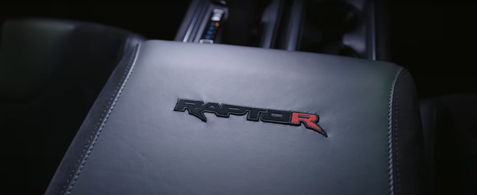 Ford a lansat masina asteptata de toata lumea. Fa cunostinta cu noul F-150 Raptor R, camioneta cu motor V8 de 700 CP si garda la sol de 33 de centimetri. Cum arata in realitate Ford a lansat masina asteptata de toata lumea. Fa cunostinta cu noul F-150 Raptor R, camioneta cu motor V8 de 700 CP si garda la sol de 33 de centimetri. Cum arata in realitate