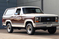 Ford Bronco cu 5.642 de kilometri