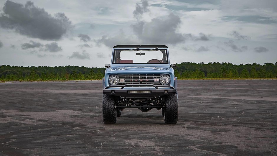 Ford Bronco din 1973 restaurat