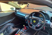 Ford Cougar transformat in Ferrari 458 Italia