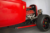 Ford din 1932 cu motor de Ferrari