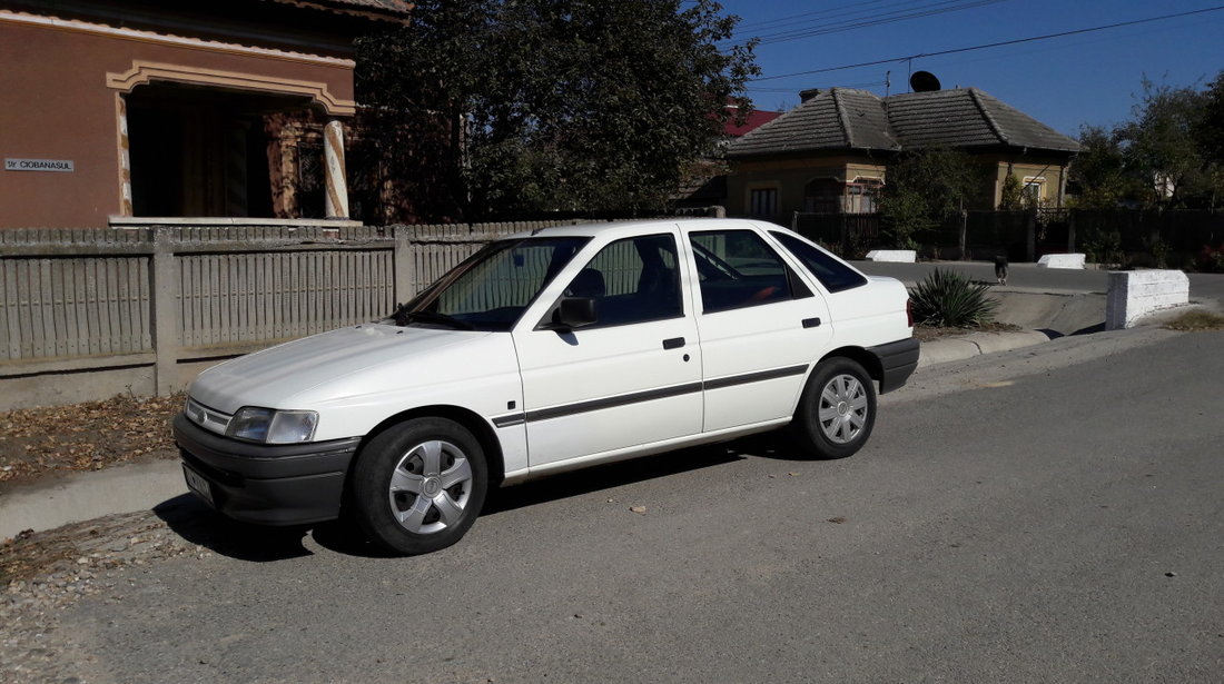 Ford Escort 1,3 benzina 1992