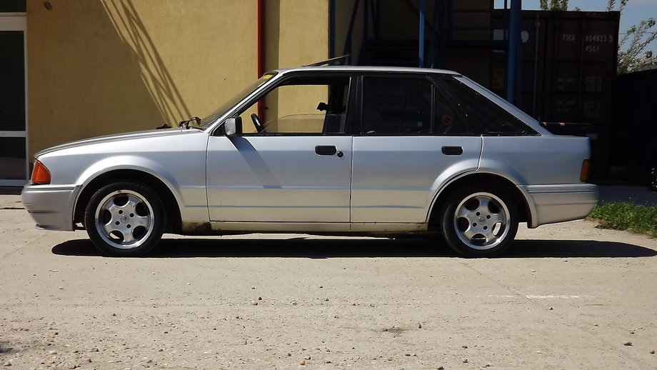 Ford Escort xr3i