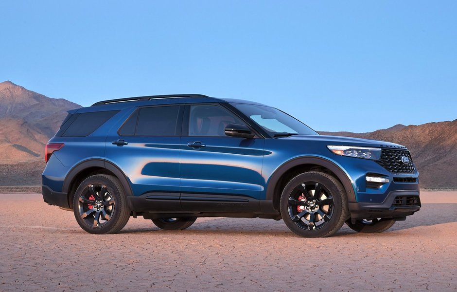 Ford Explorer ST cu tractiune spate