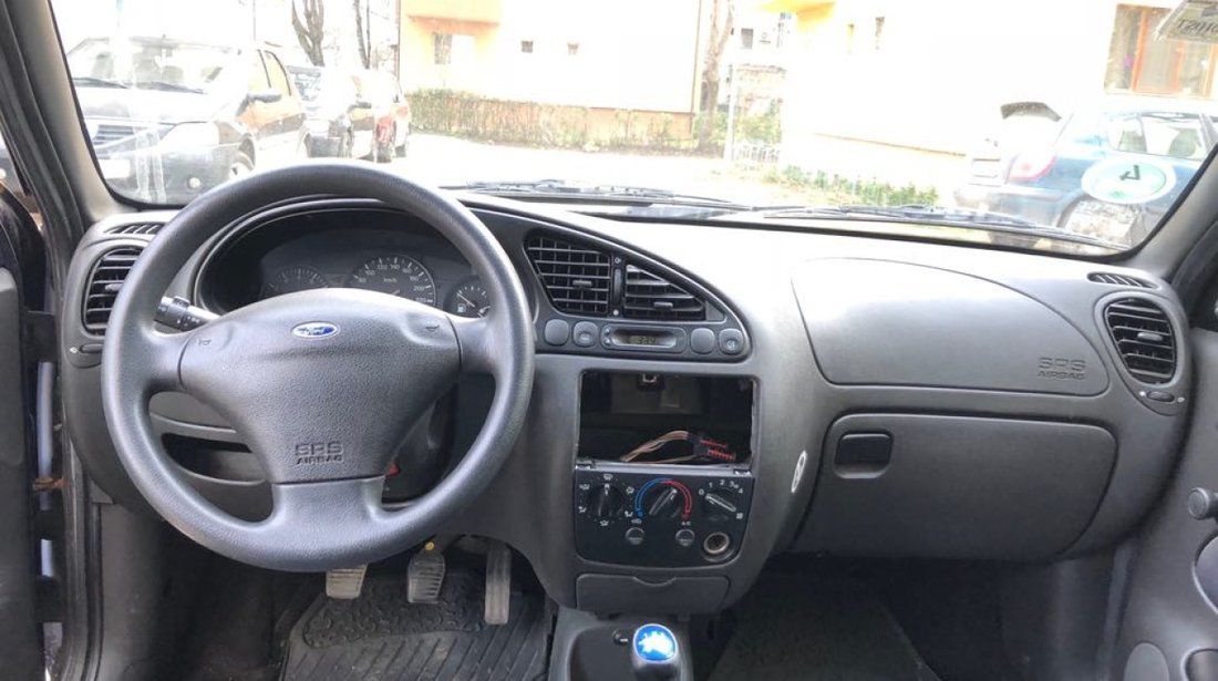 Ford Fiesta 1.3 2001